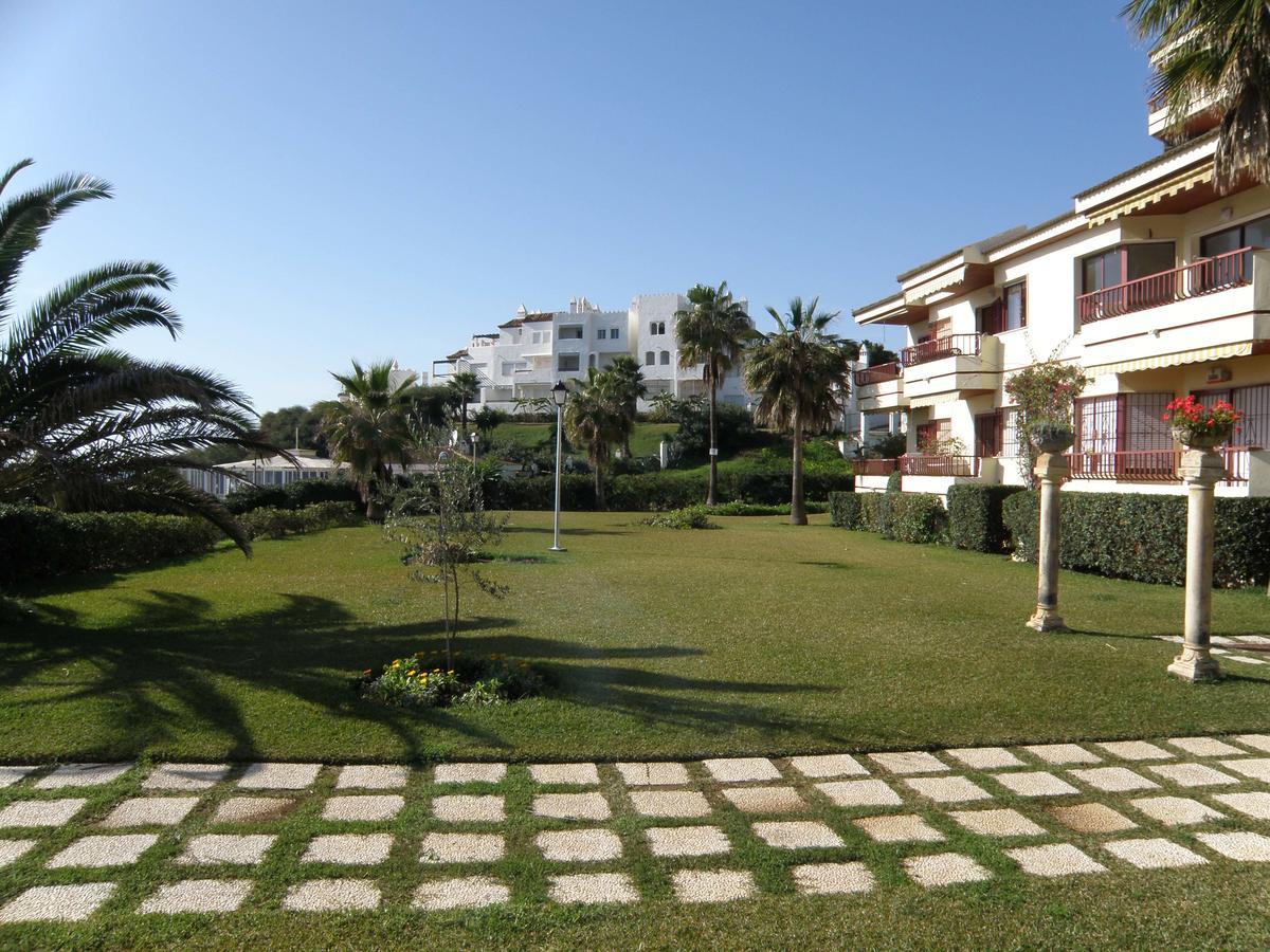Apartamento En La Playa Apartment Михас Коста Екстериор снимка